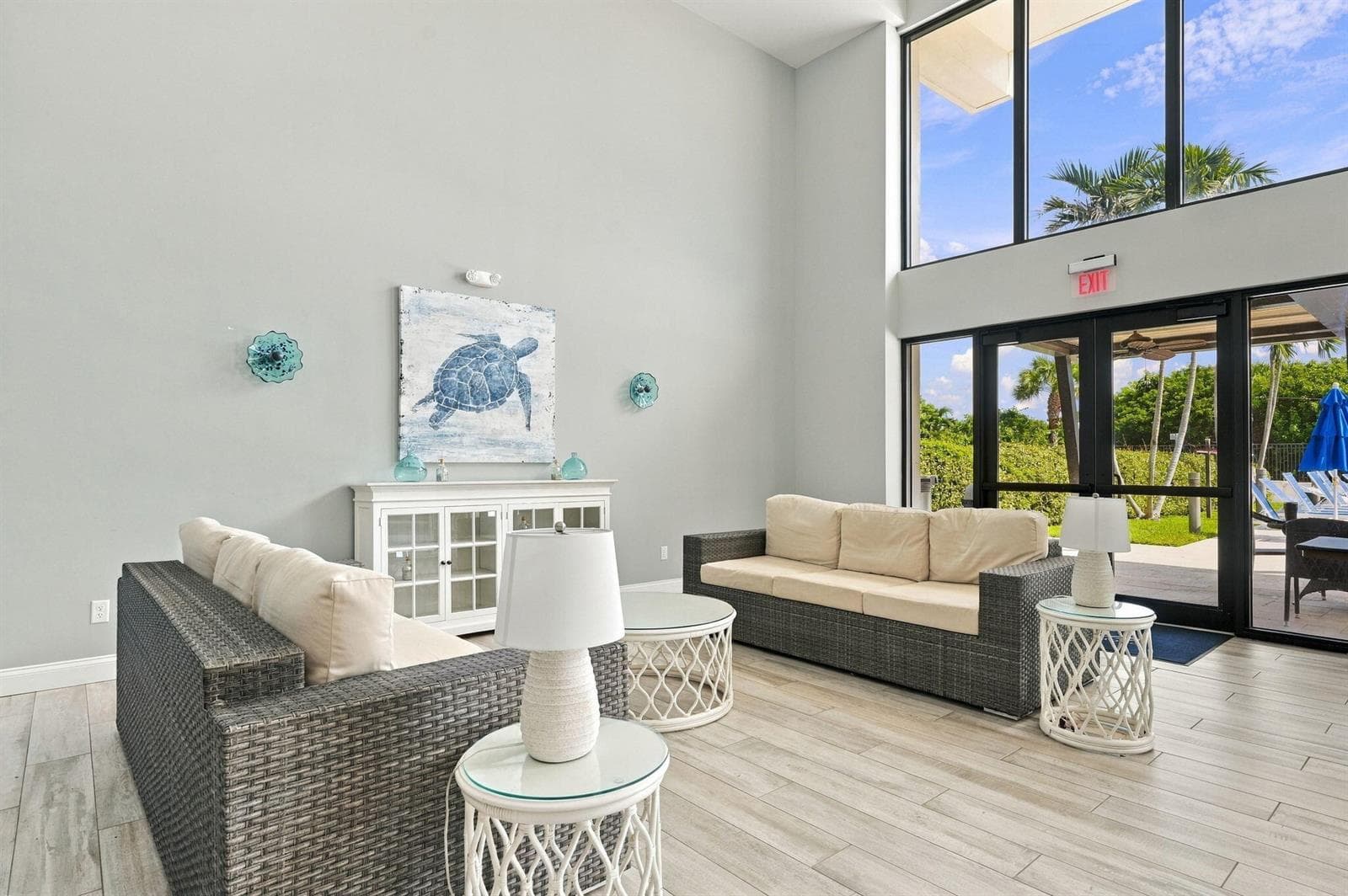 37-web-or-mls-145_S_Ocean_Unit_611_037