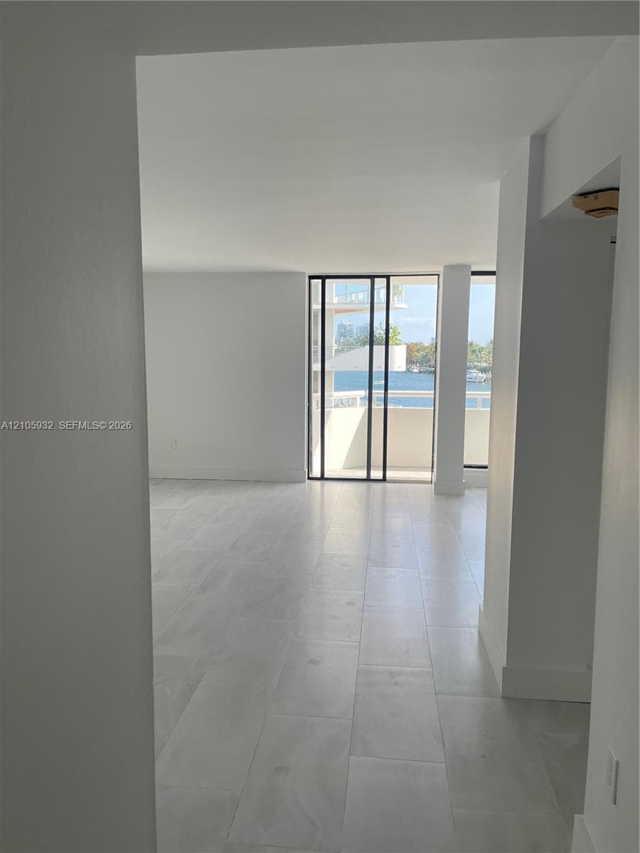 INDIAN CREEK CLUB MARINA · #4D in Miami Beach - Photo 7
