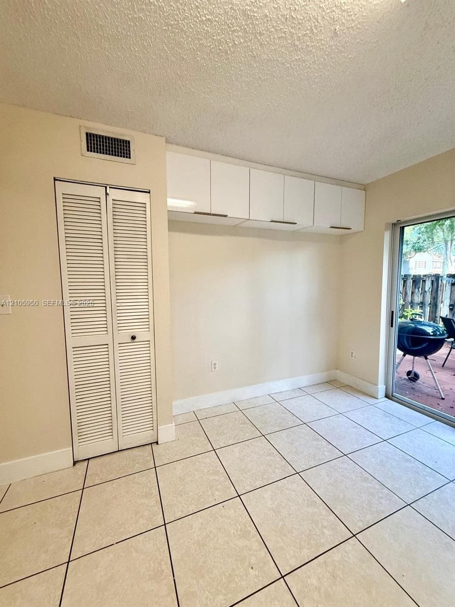 BONITA GOLF VIEW TOWNVILL · #405 in Hialeah - Photo 13