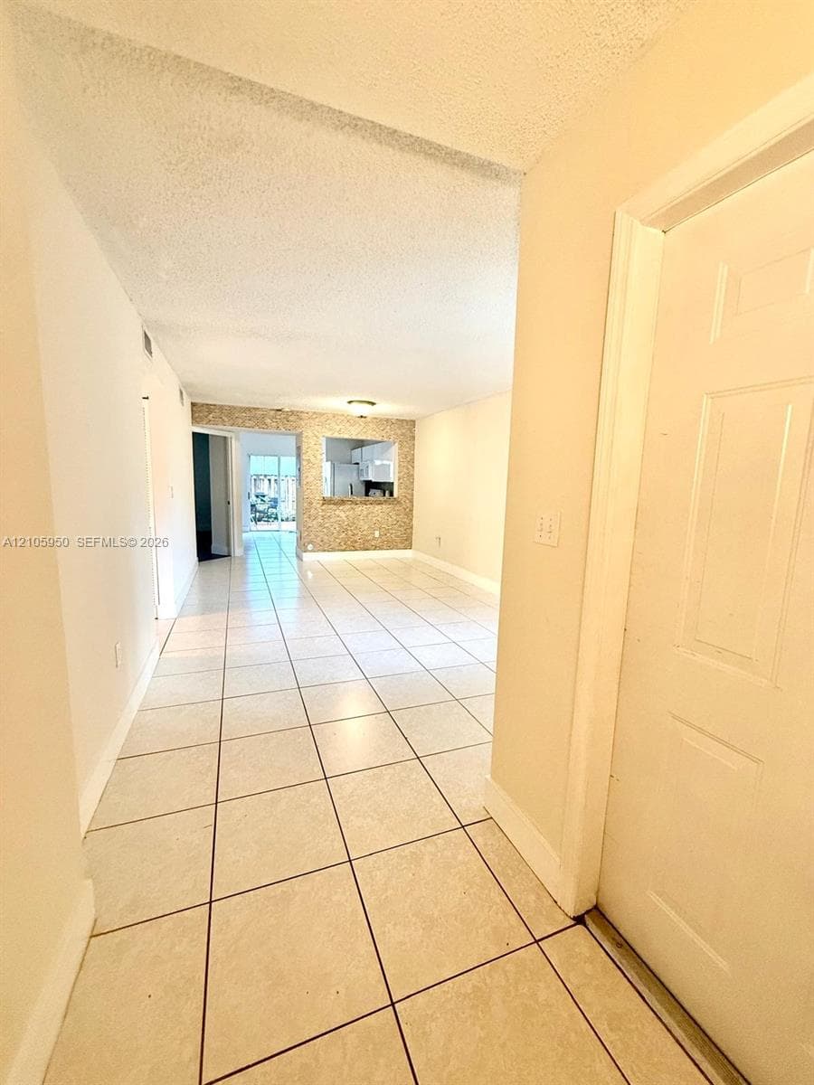 BONITA GOLF VIEW TOWNVILL · #405 in Hialeah - Photo 3