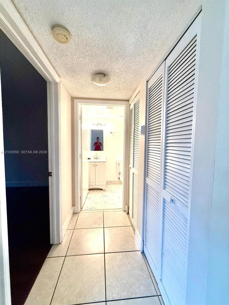 BONITA GOLF VIEW TOWNVILL · #405 in Hialeah - Photo 9