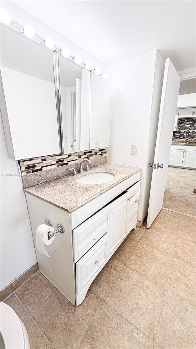 BUCKLEY TOWERS CONDO - EA · #1701E in Miami - Photo 12