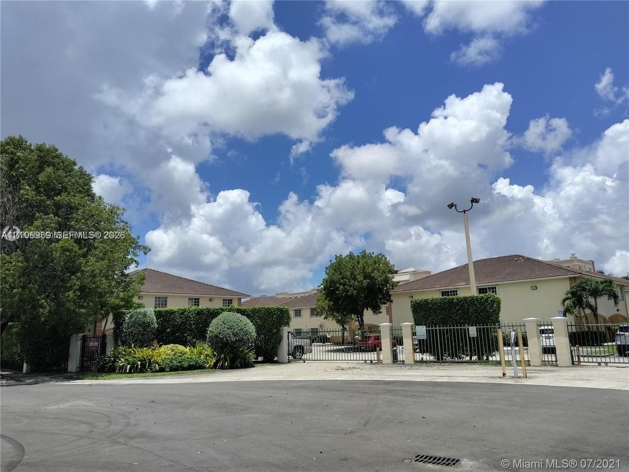MARQUIS VILLA-II CONDO · #105 in Hialeah - Photo 5