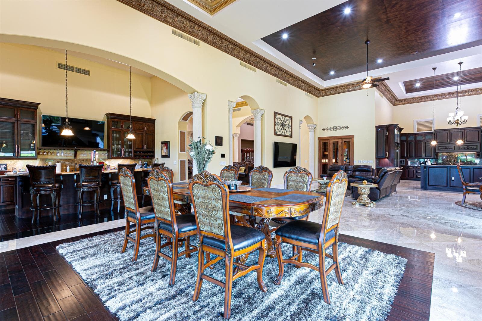 79 2nd Dinning Room