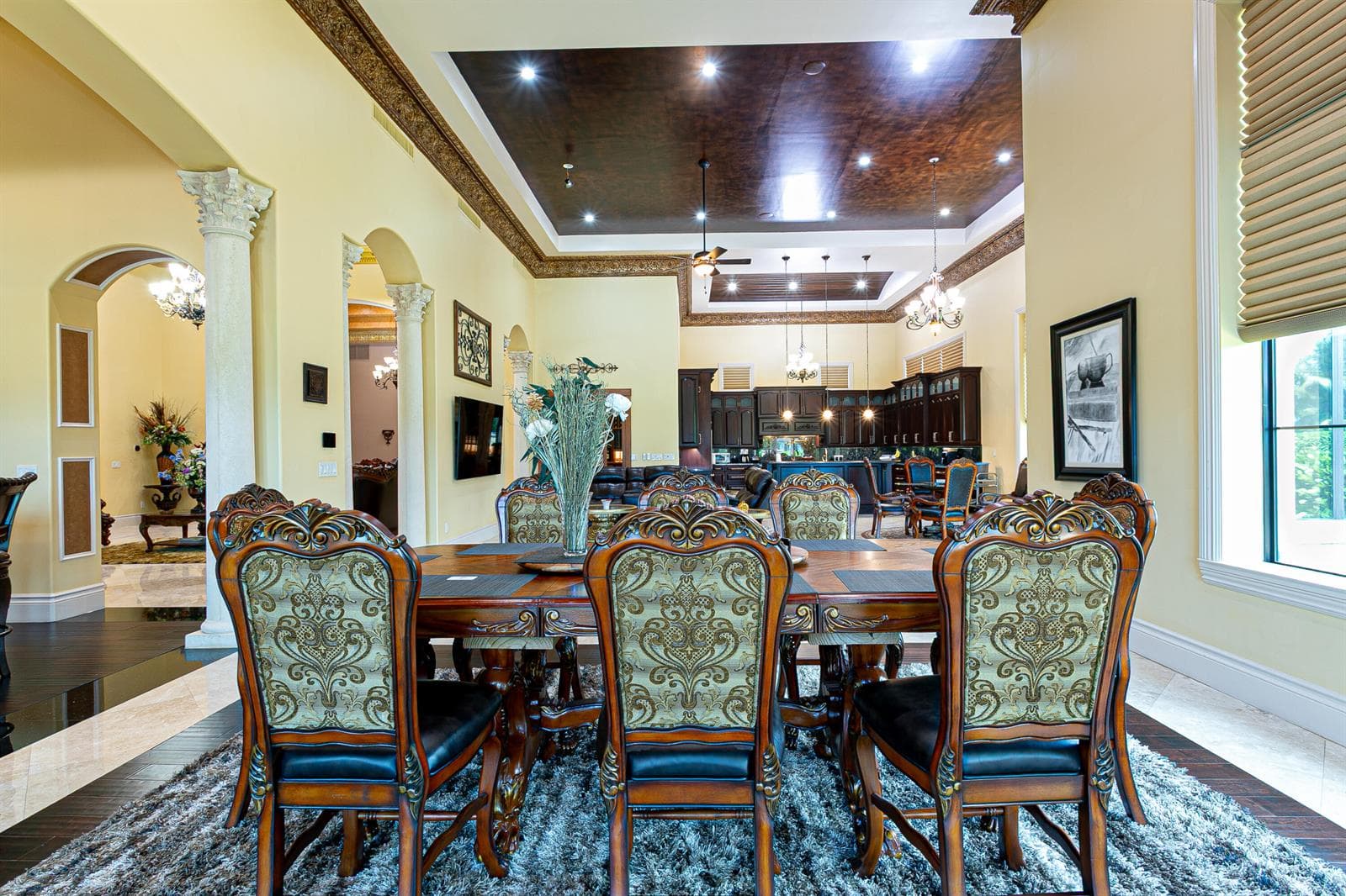 80 second Dinning Room