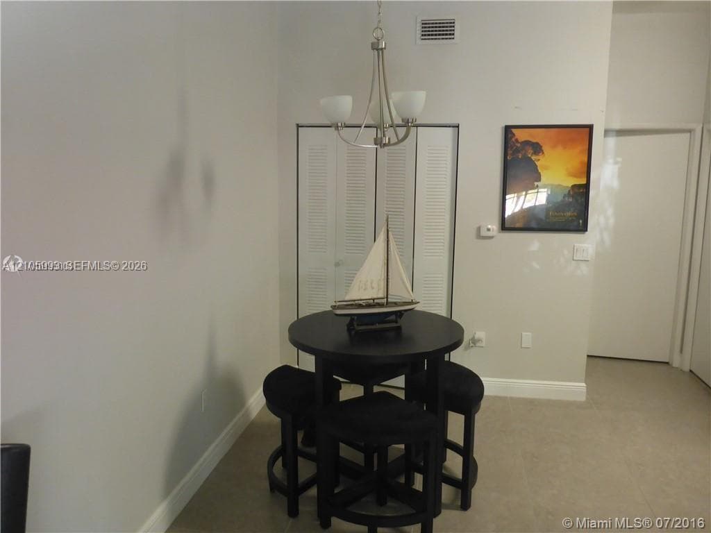 Fountain Pk Village homes · #1001 in Miami Lakes - Photo 10