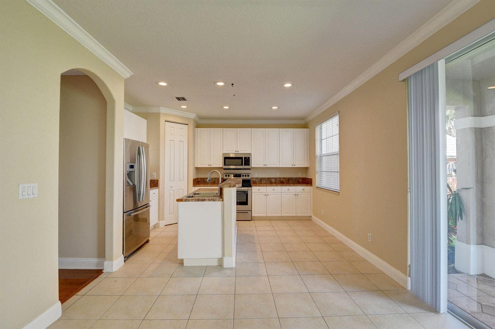 4353 Legacy Ct, Delray Beach, FL 33445