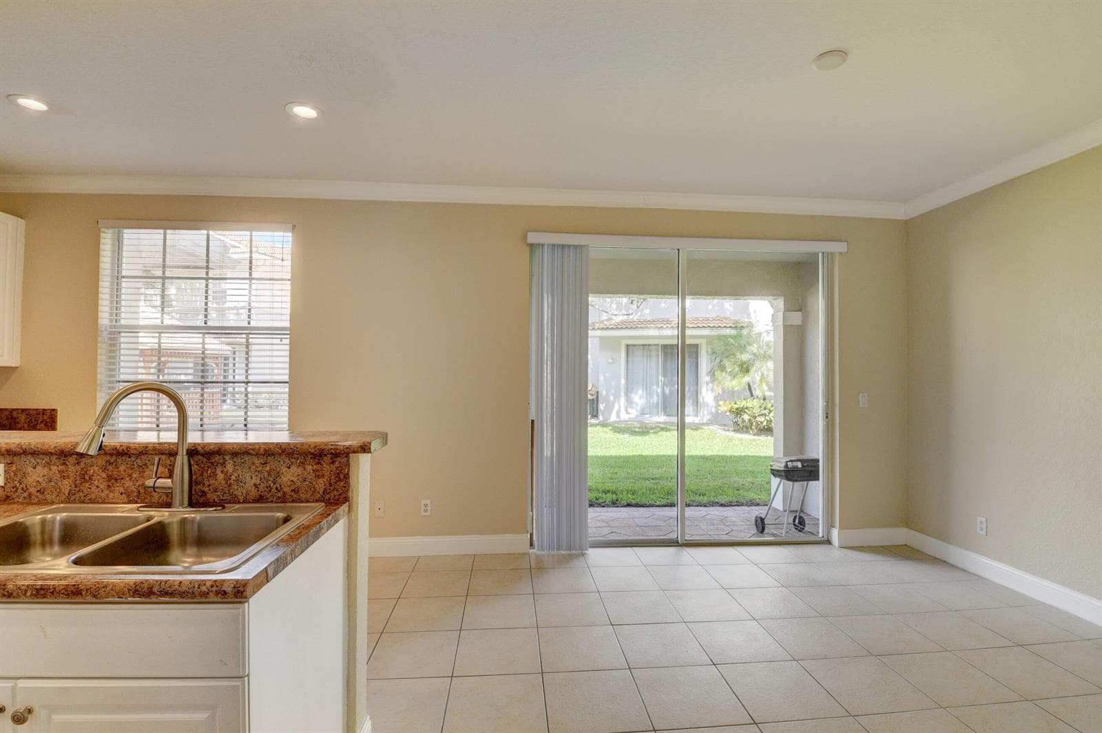 4353 Legacy Ct, Delray Beach, FL 33445