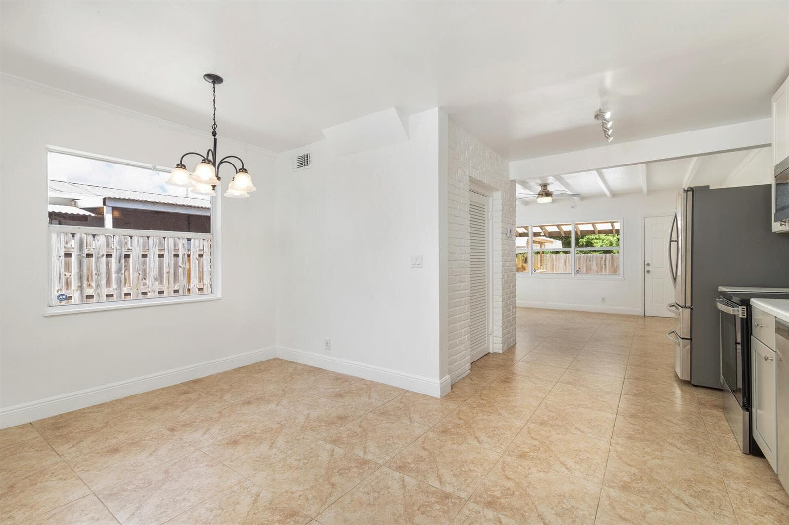 Dining Room/Kitchen