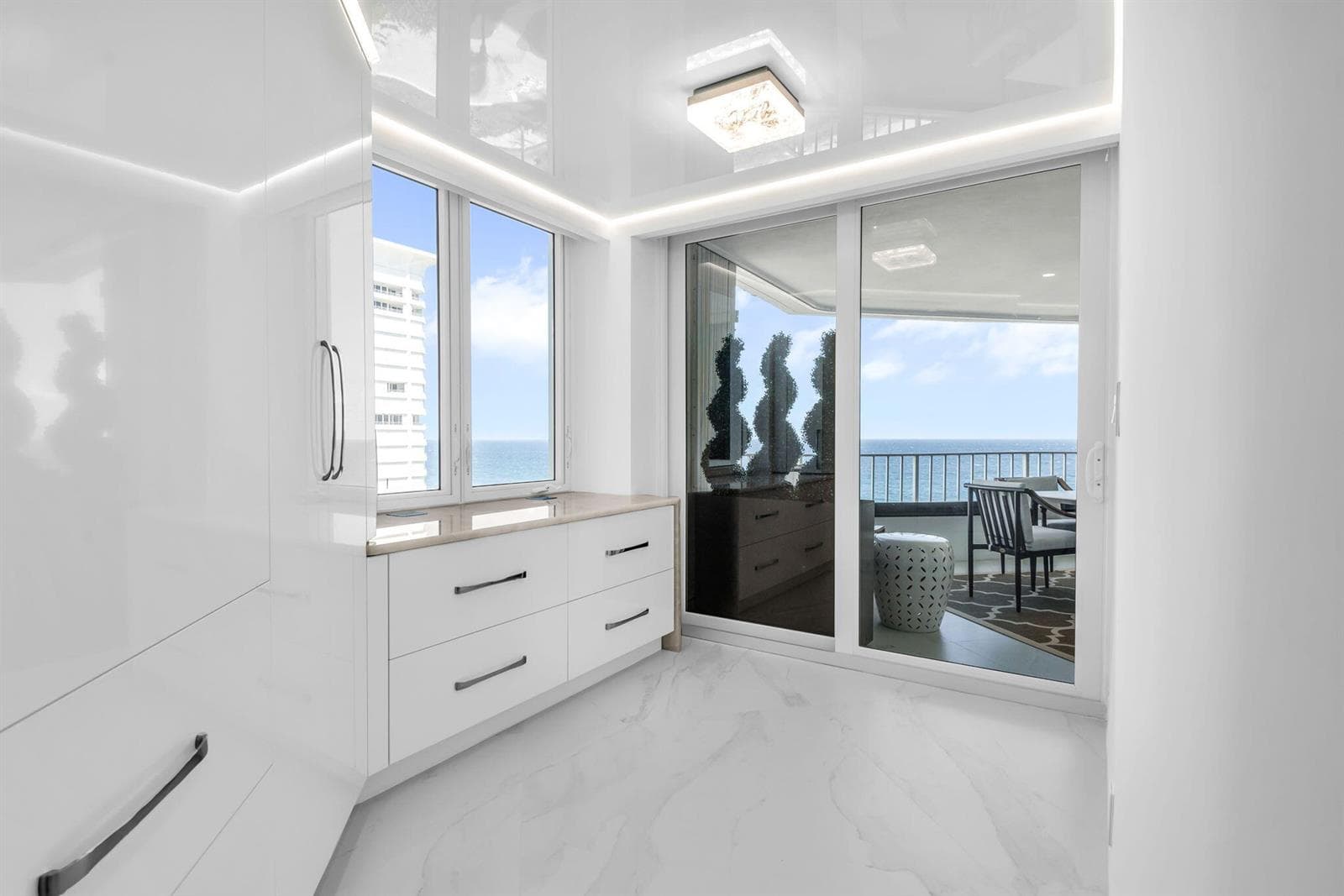 Kitchen door to Terrace