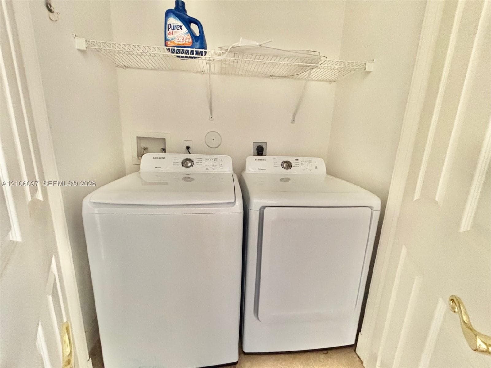 Laundry room on the 2nd floor