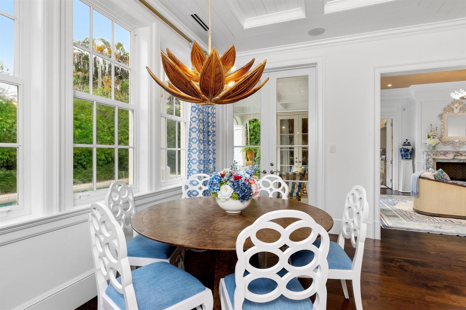 Breakfast Nook