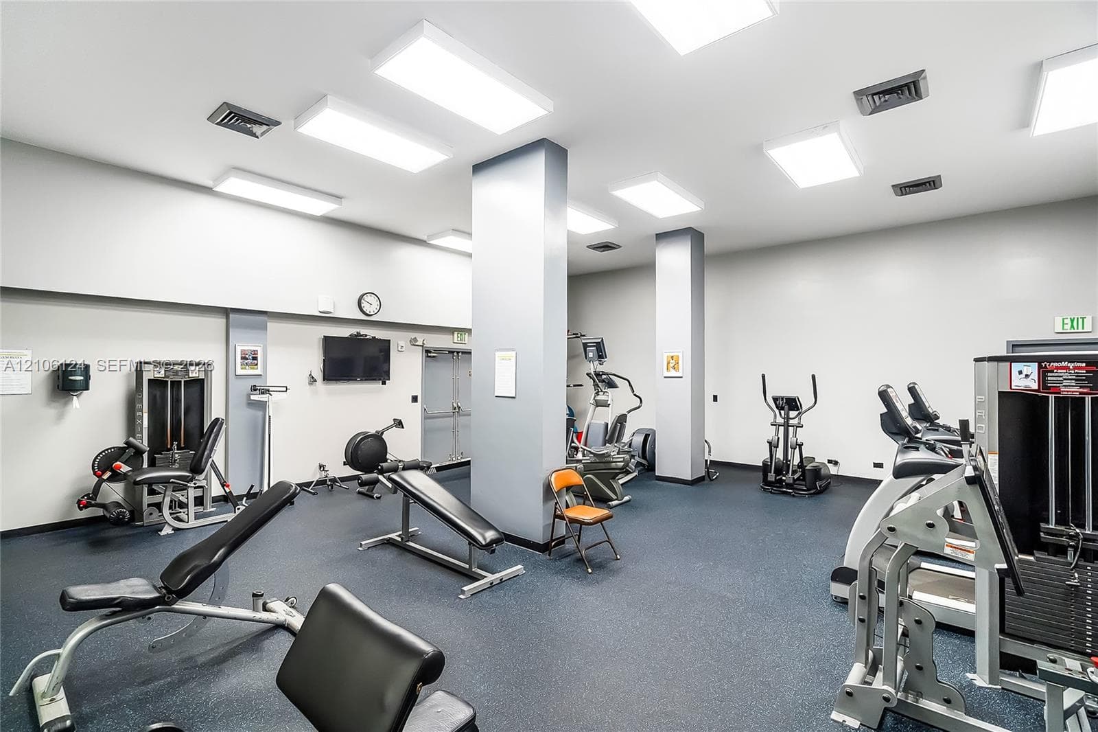 WINSTON TOWERS 500 CONDO · #2208 in Sunny Isles Beach - Photo 39