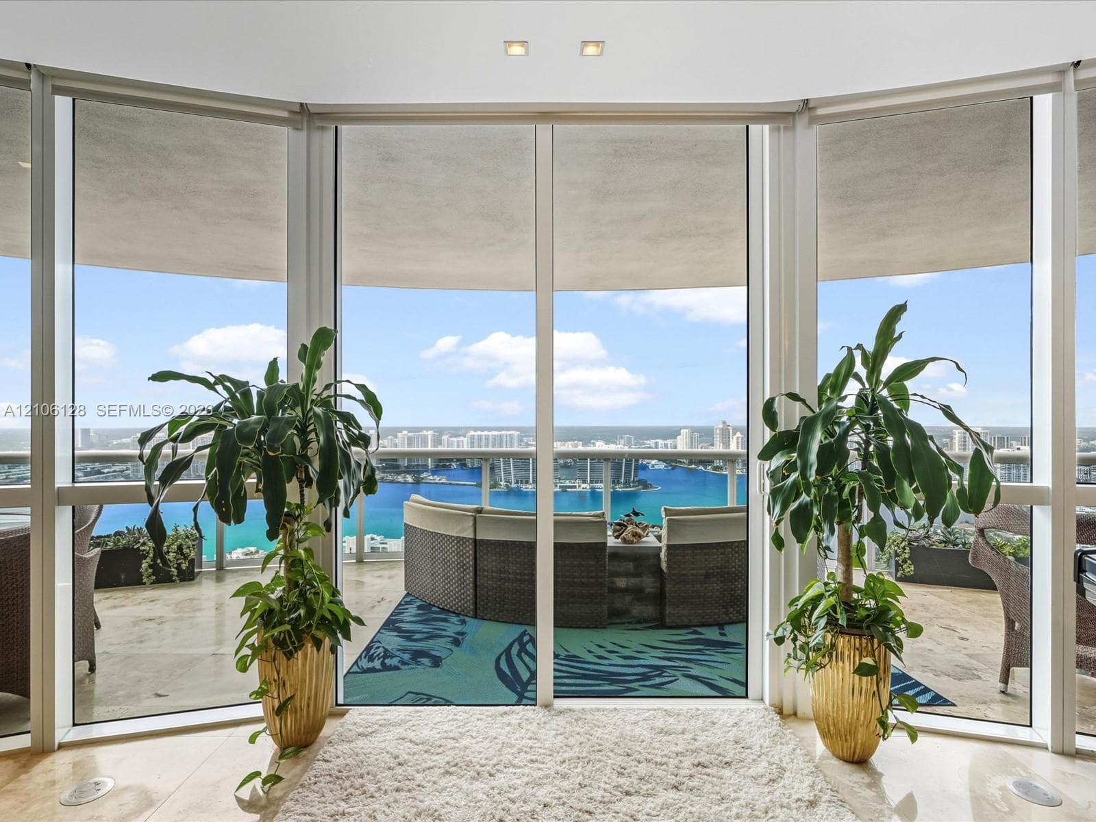 Trump Royale · #5101 in Sunny Isles Beach - Photo 8