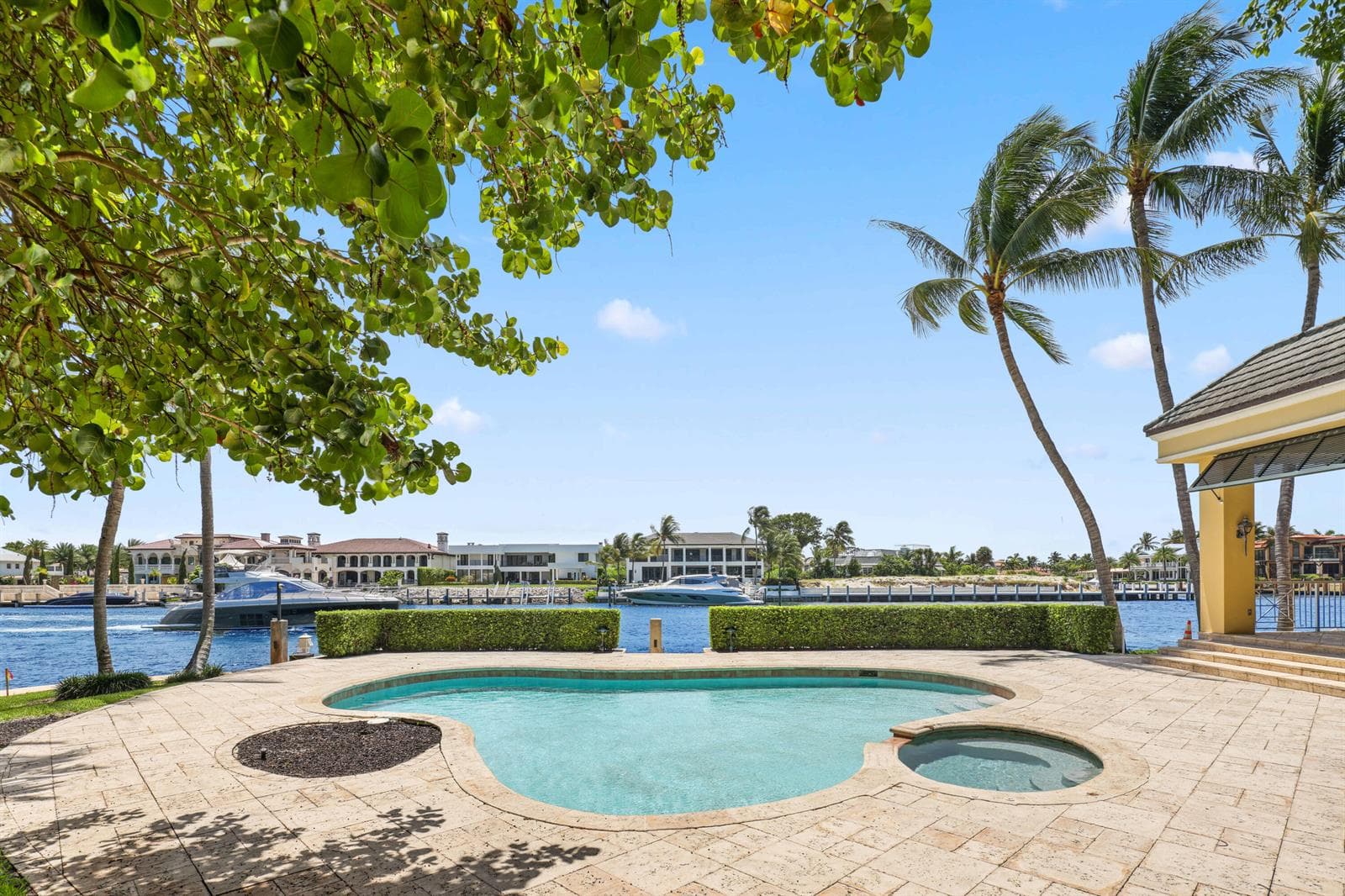 Guest house pool