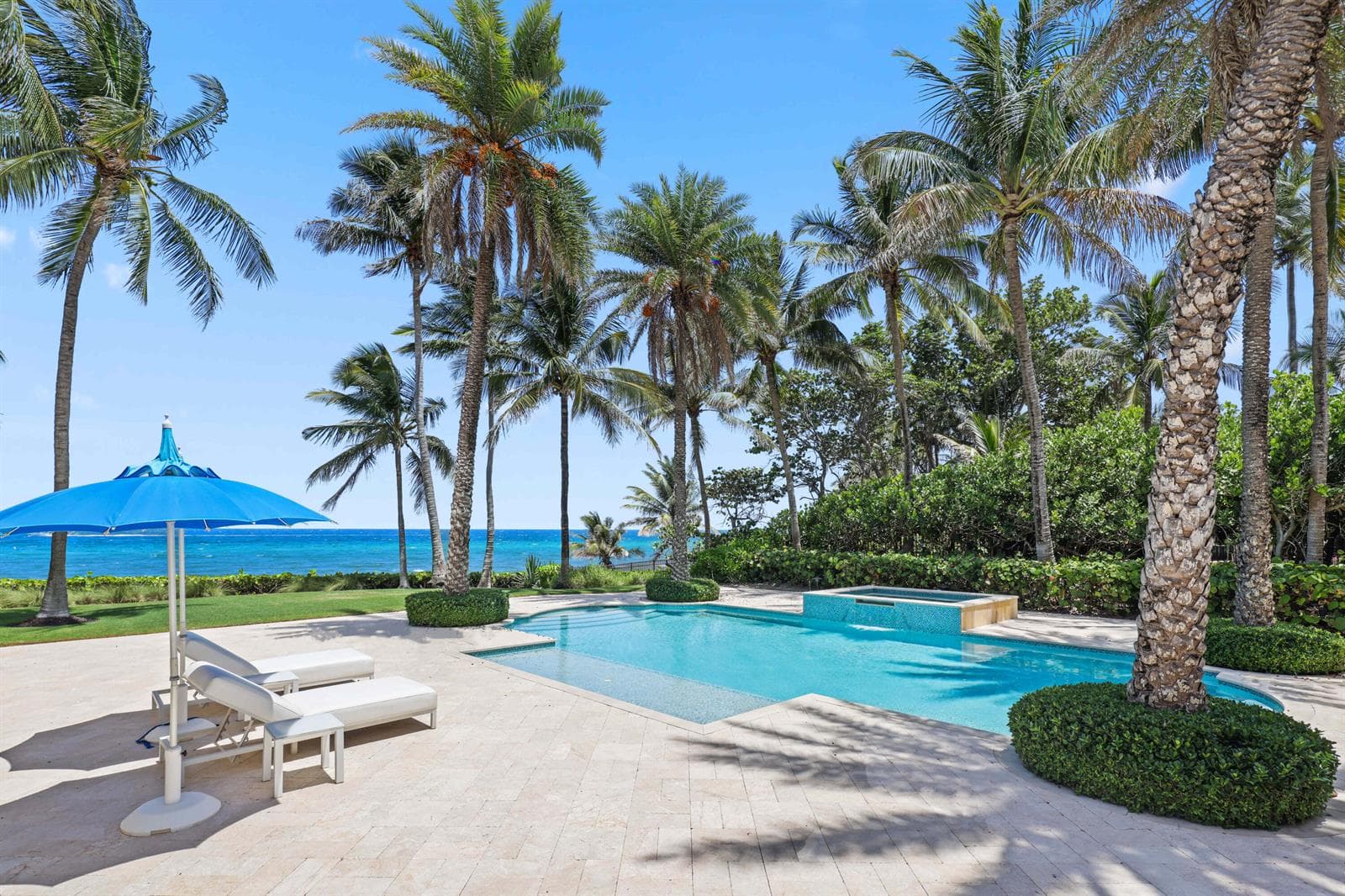 Oceanfront residence