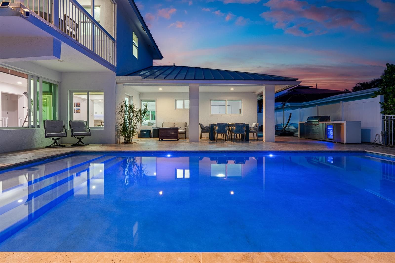 POOL_TO_REAR_STRAIGHT_SUNSET
