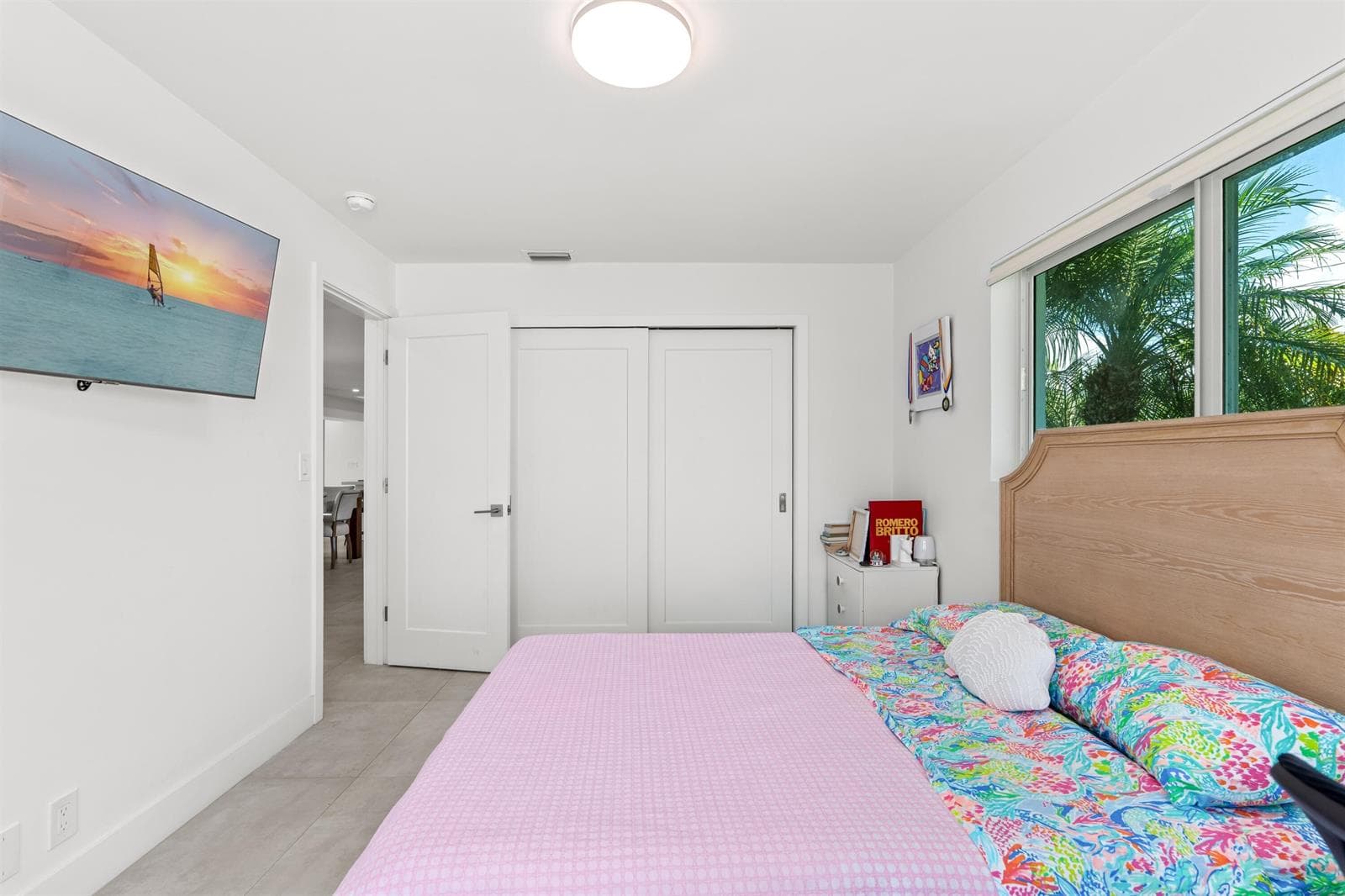 BEDROOM_1_STRAIGHT