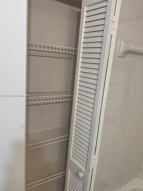 DORANN CONDO · #306 in Miami Beach - Photo 9