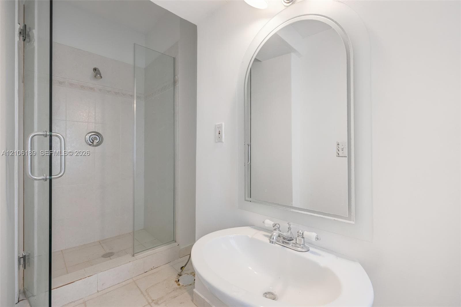 3r full bathroom
