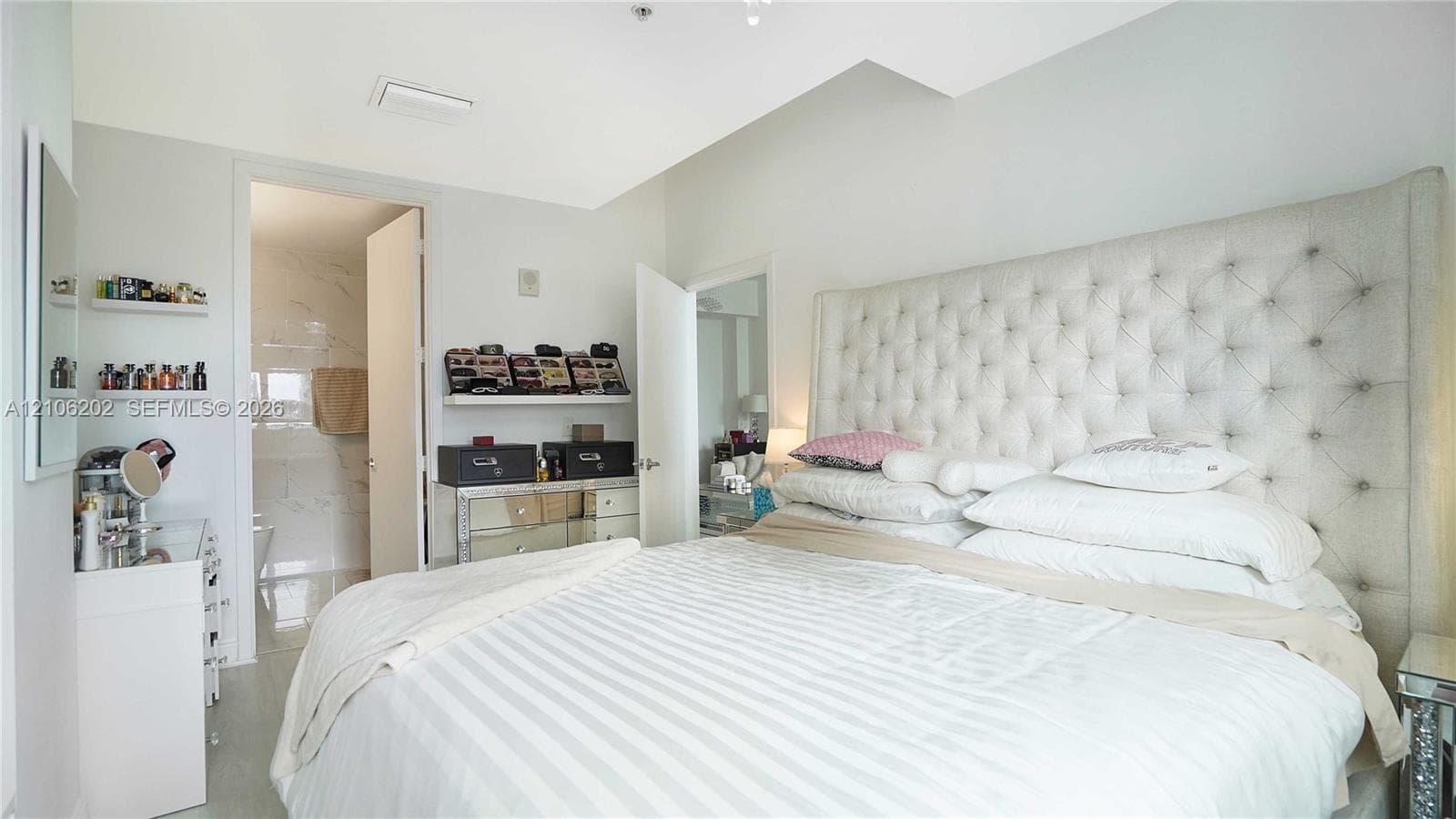 Edgewater Lofts · #608 in Miami - Photo 9