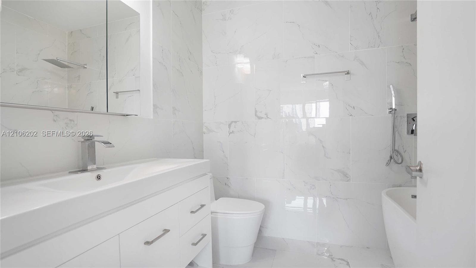 Edgewater Lofts · #608 in Miami - Photo 10