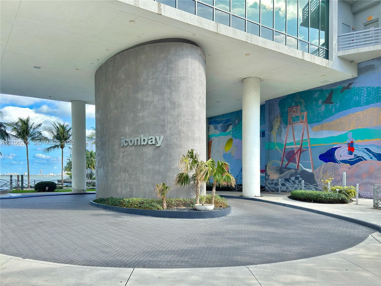 Icon Bay · #1708 in Miami - Photo 3