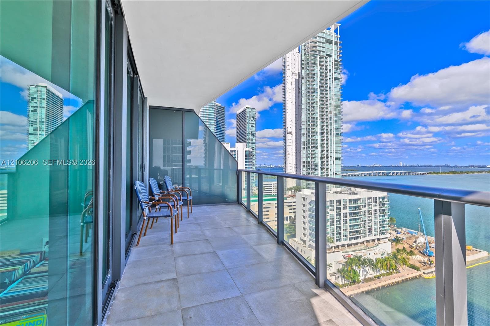 Icon Bay · #1708 in Miami - Photo 18