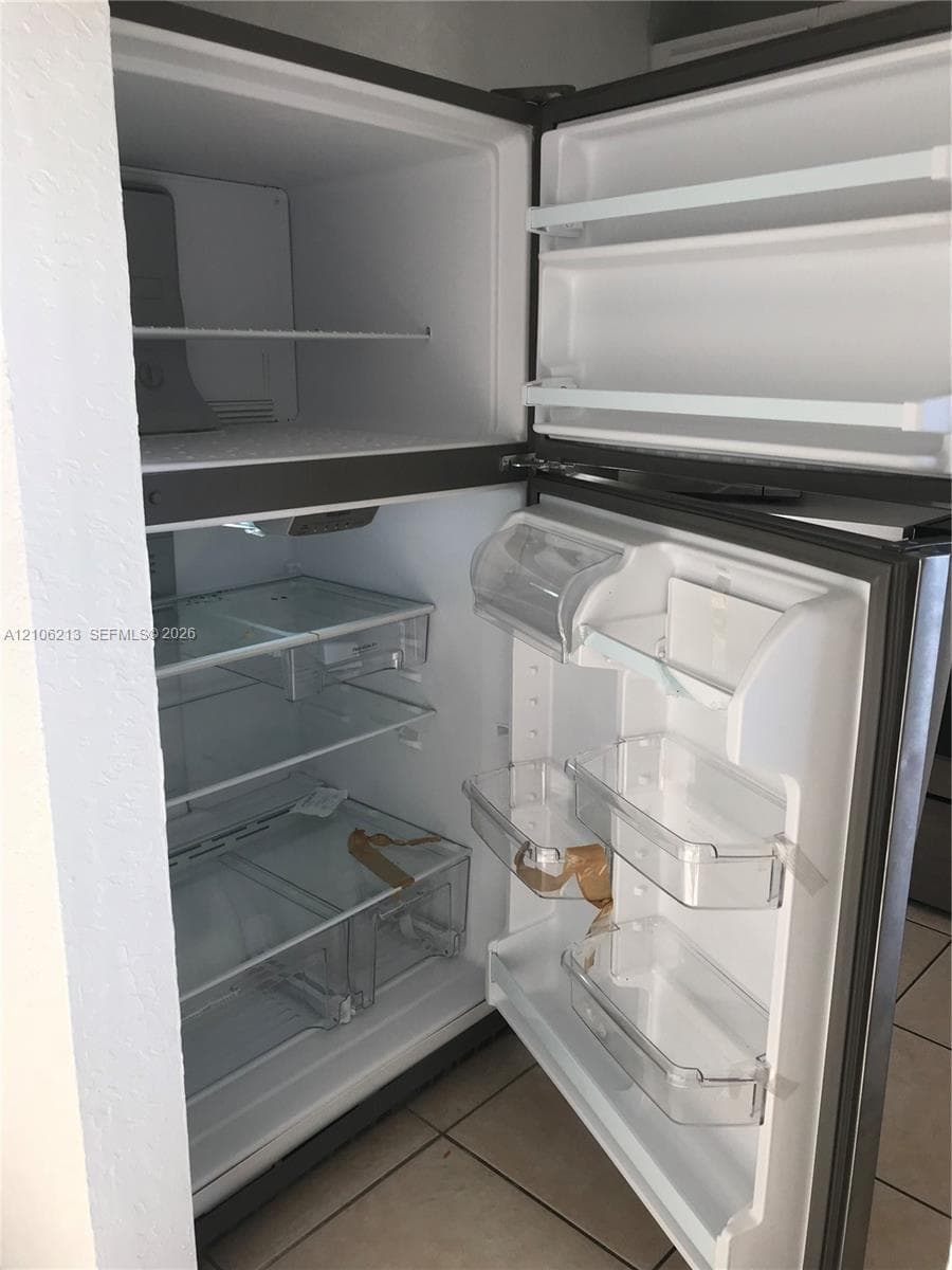 W & C CONDO · #209 in Hialeah - Photo 38