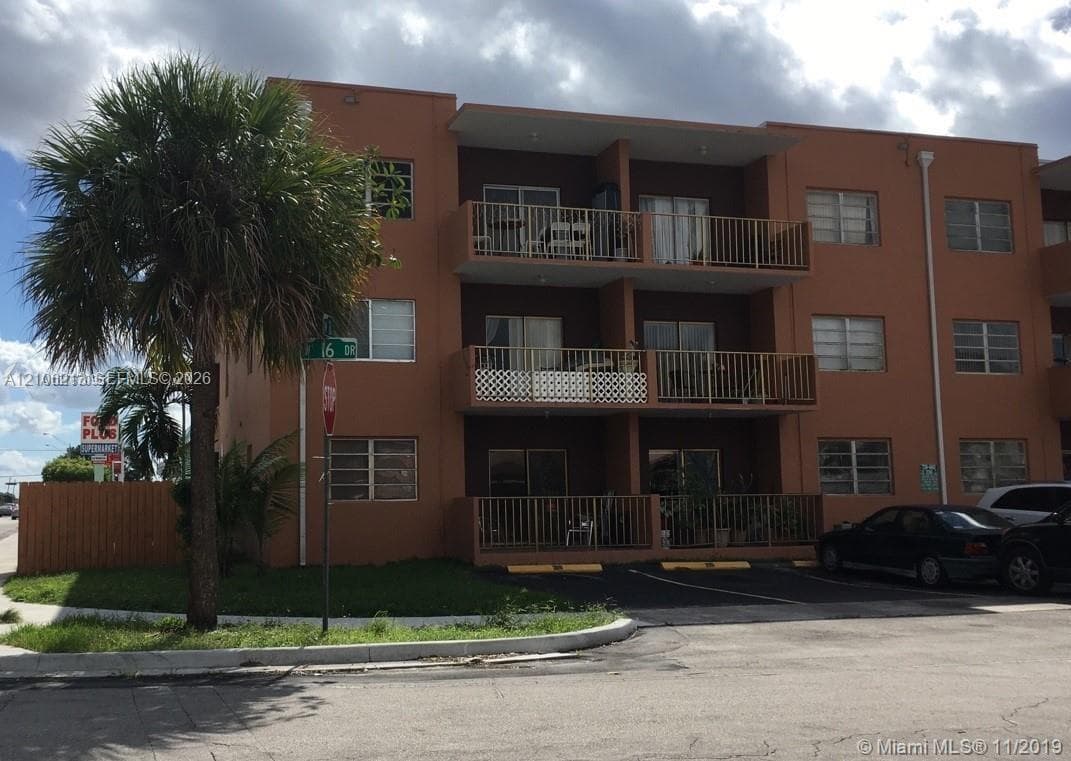 W & C CONDO · #209 in Hialeah - Photo 15