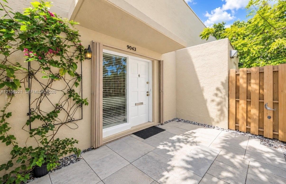 Private Courtyard