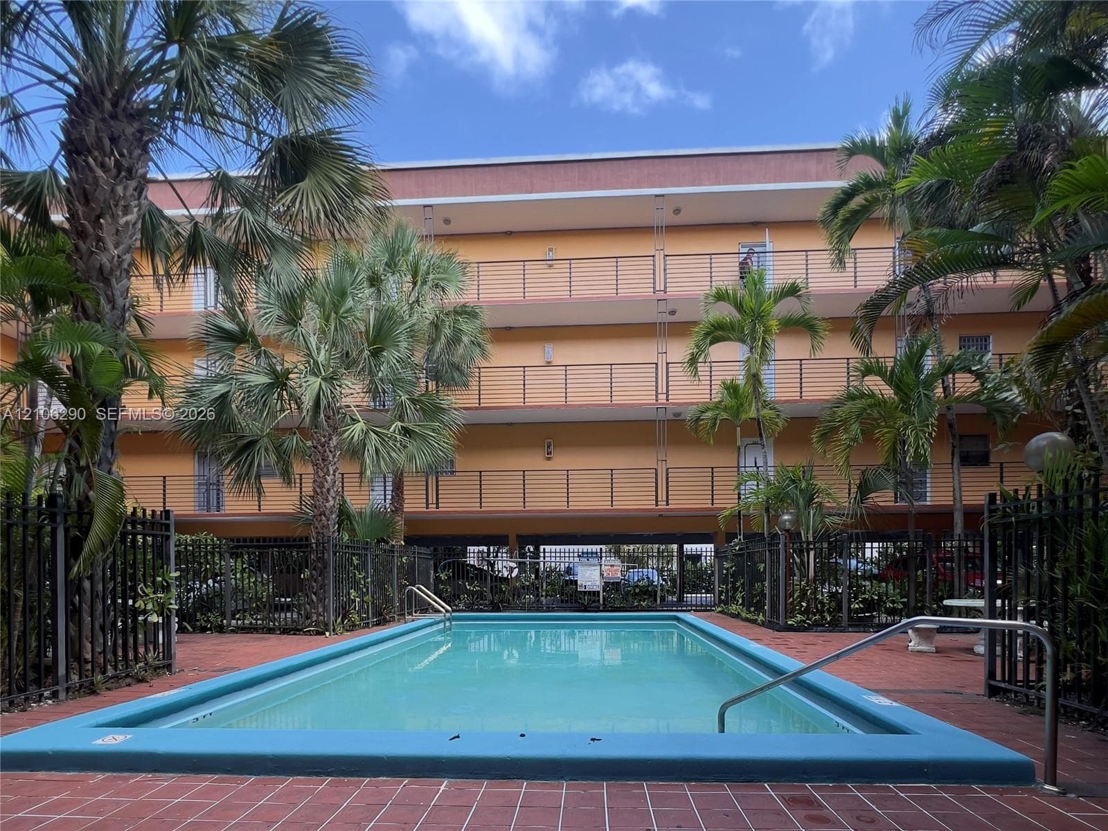 MALKY CONDO · #310 in North Miami - Photo 23