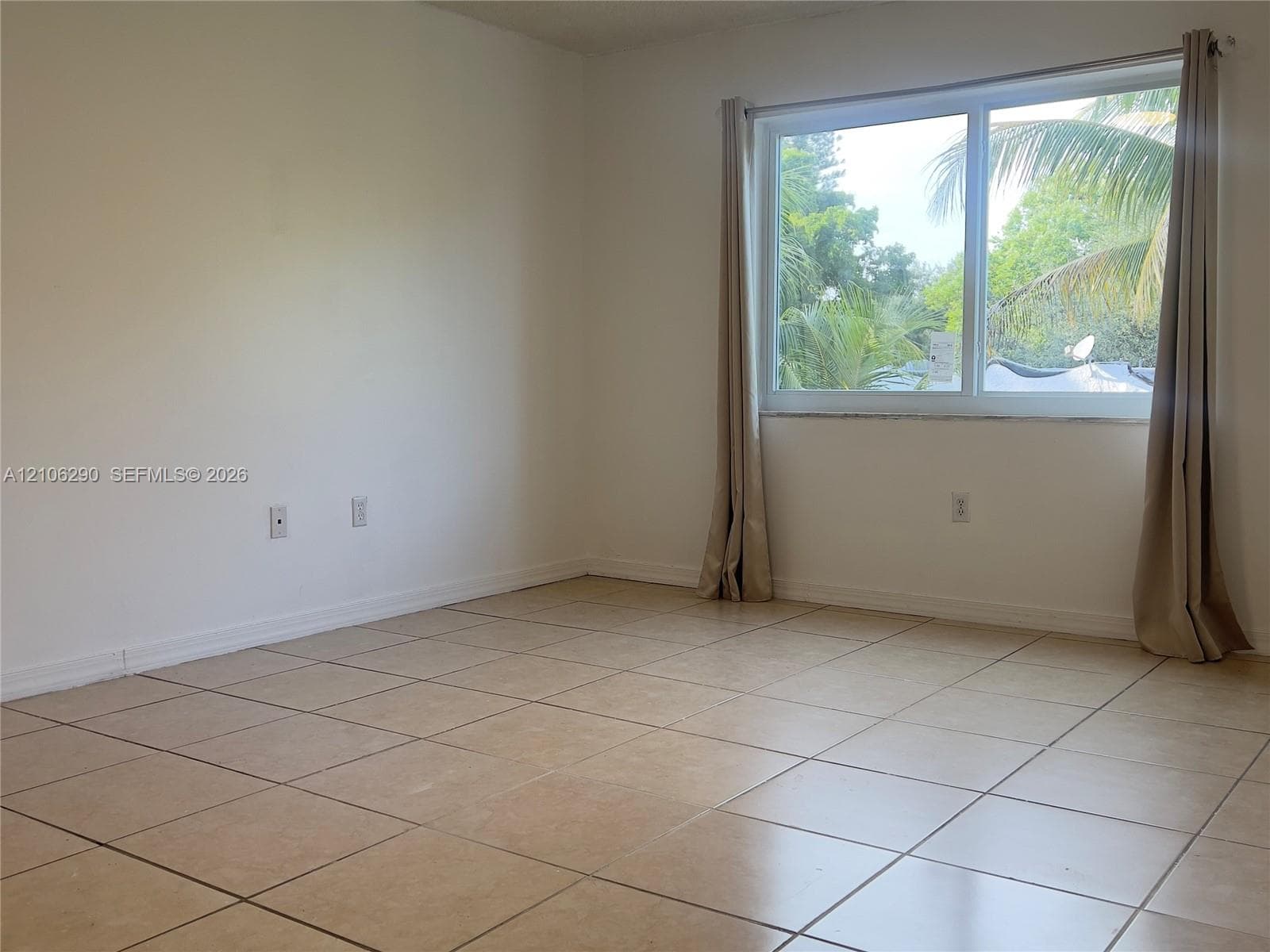 MALKY CONDO · #310 in North Miami - Photo 12