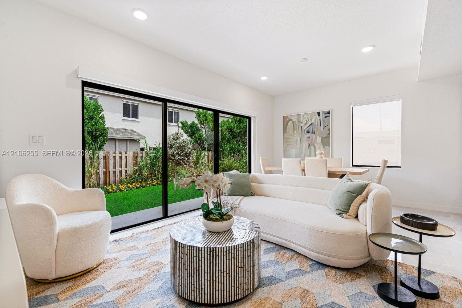 1310 NW 6 Ter photo 2