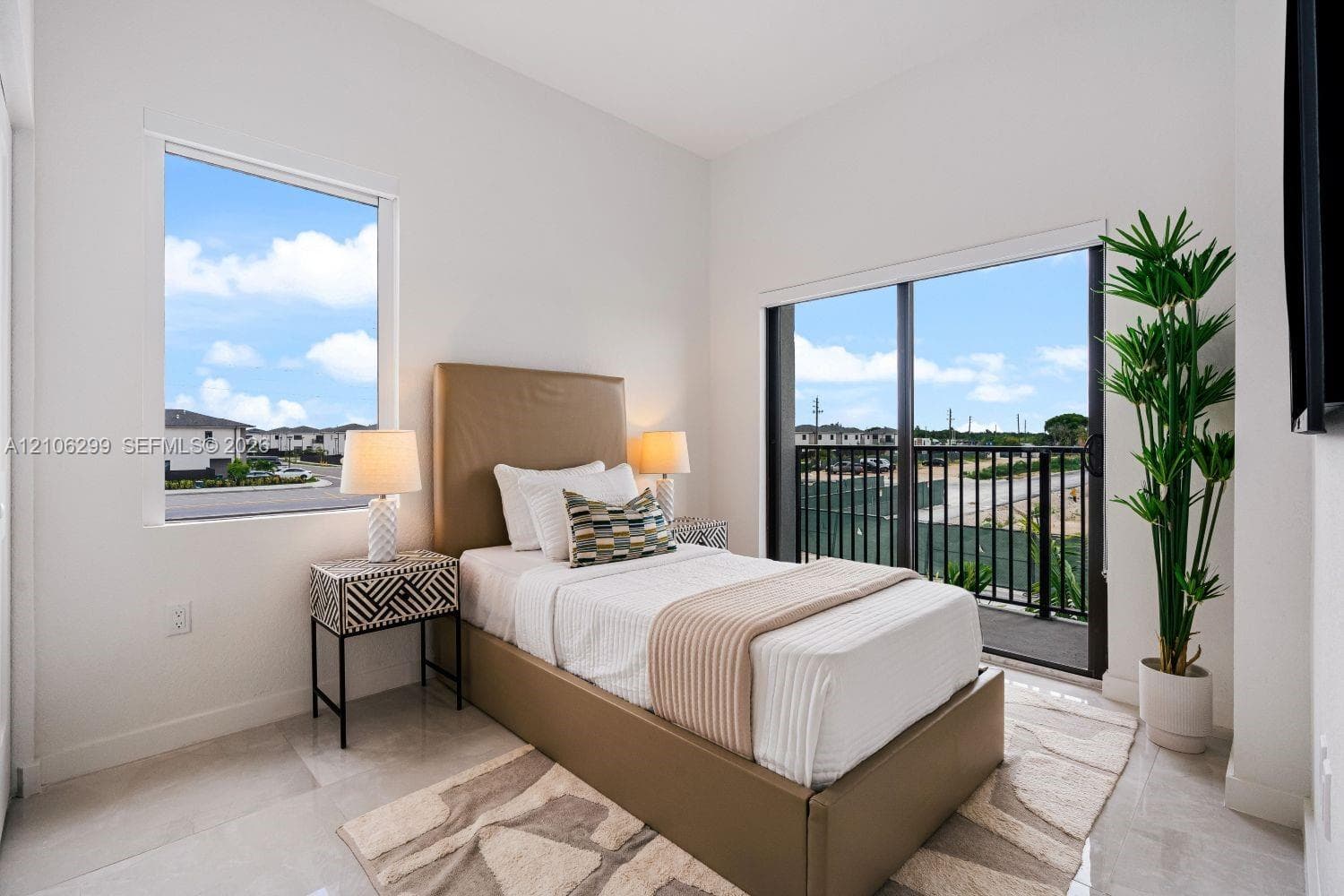 1310 NW 6 Ter photo 10