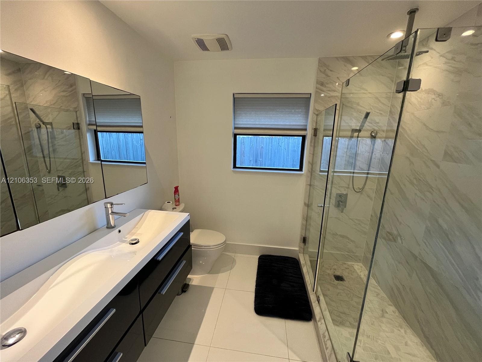 2115 Alamanda Dr photo 18