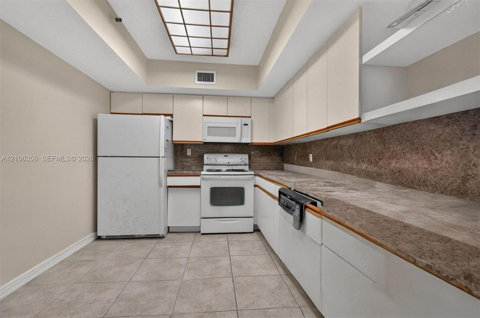 Mystic Pointe Tower 100 · #2704 in Aventura - Photo 18