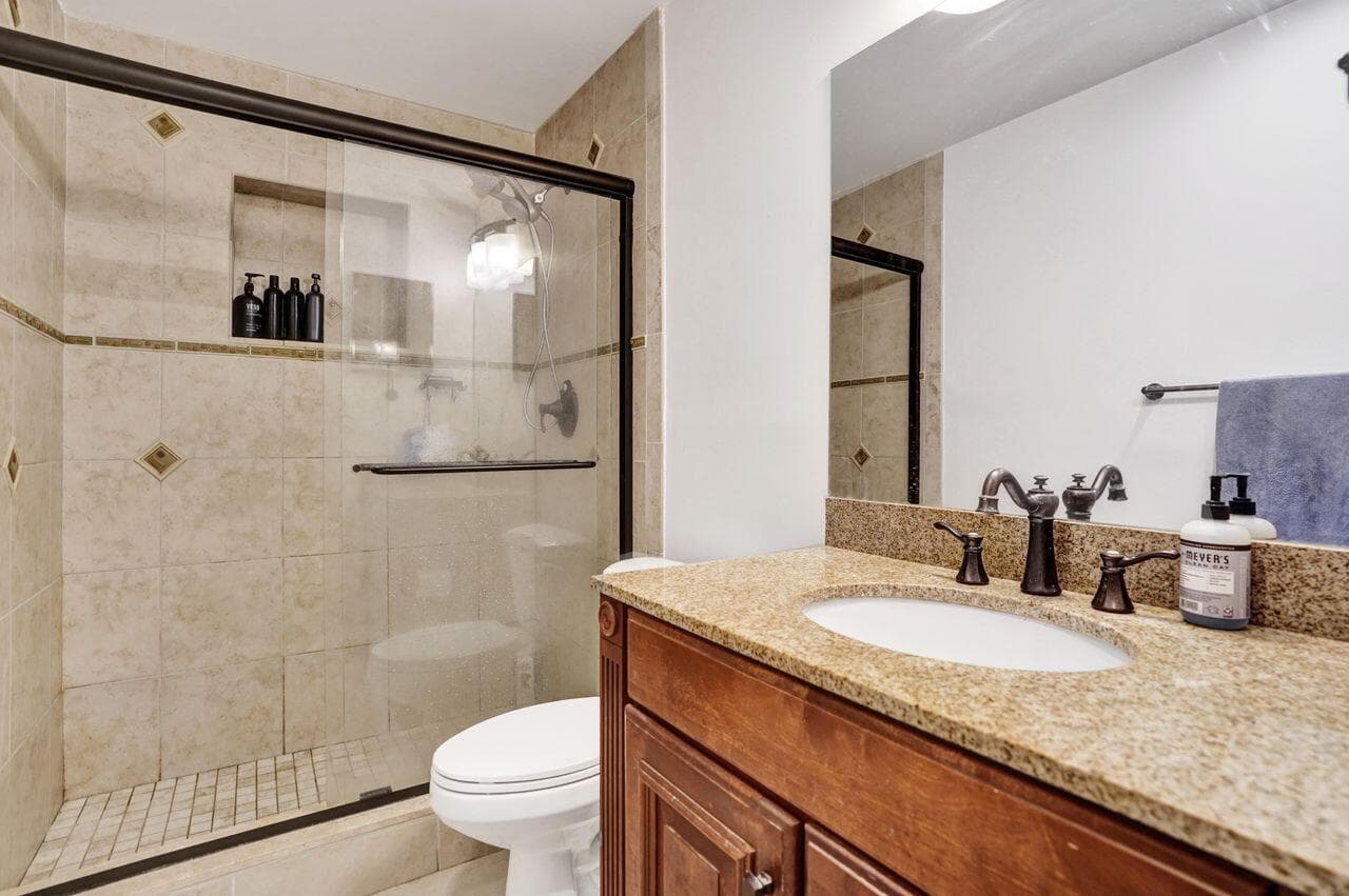 Owners Bathroom