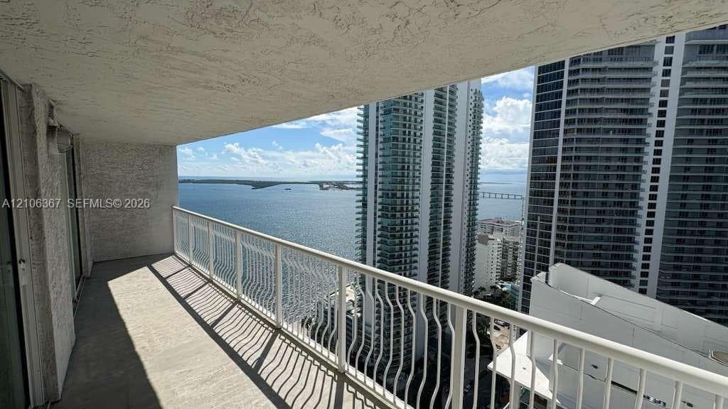 The Club at Brickell Bay · #3505 in Miami - Photo 2