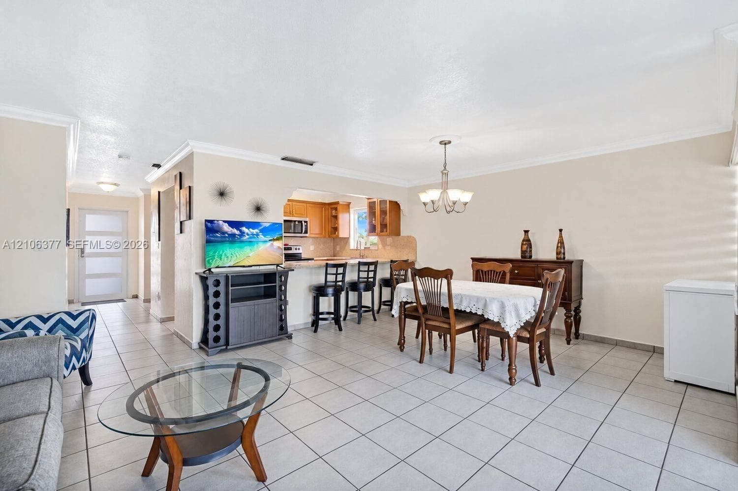 12040 SW 10th Ter photo 2
