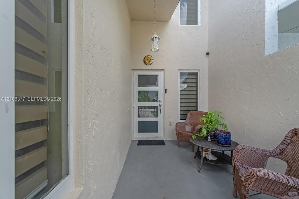 12040 SW 10th Ter photo 17