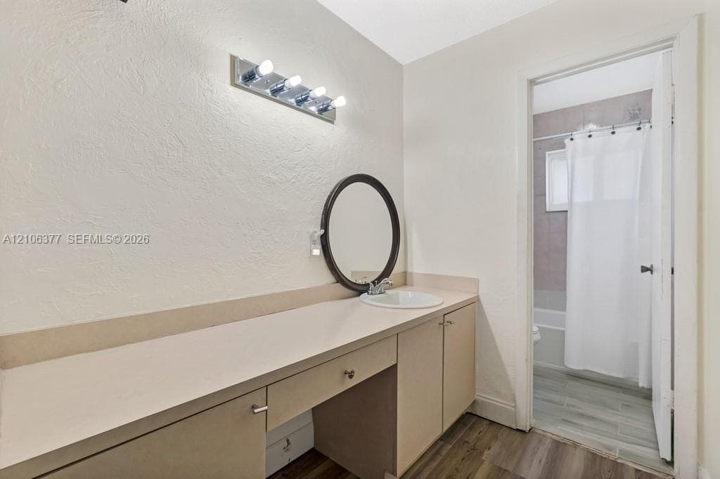 12040 SW 10th Ter photo 15