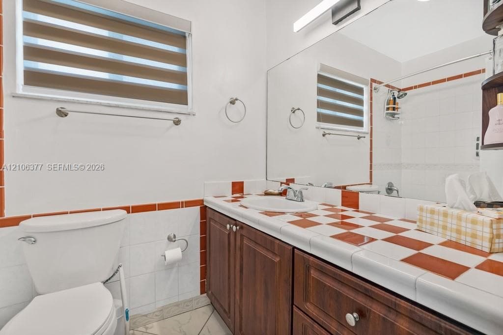 12040 SW 10th Ter photo 11