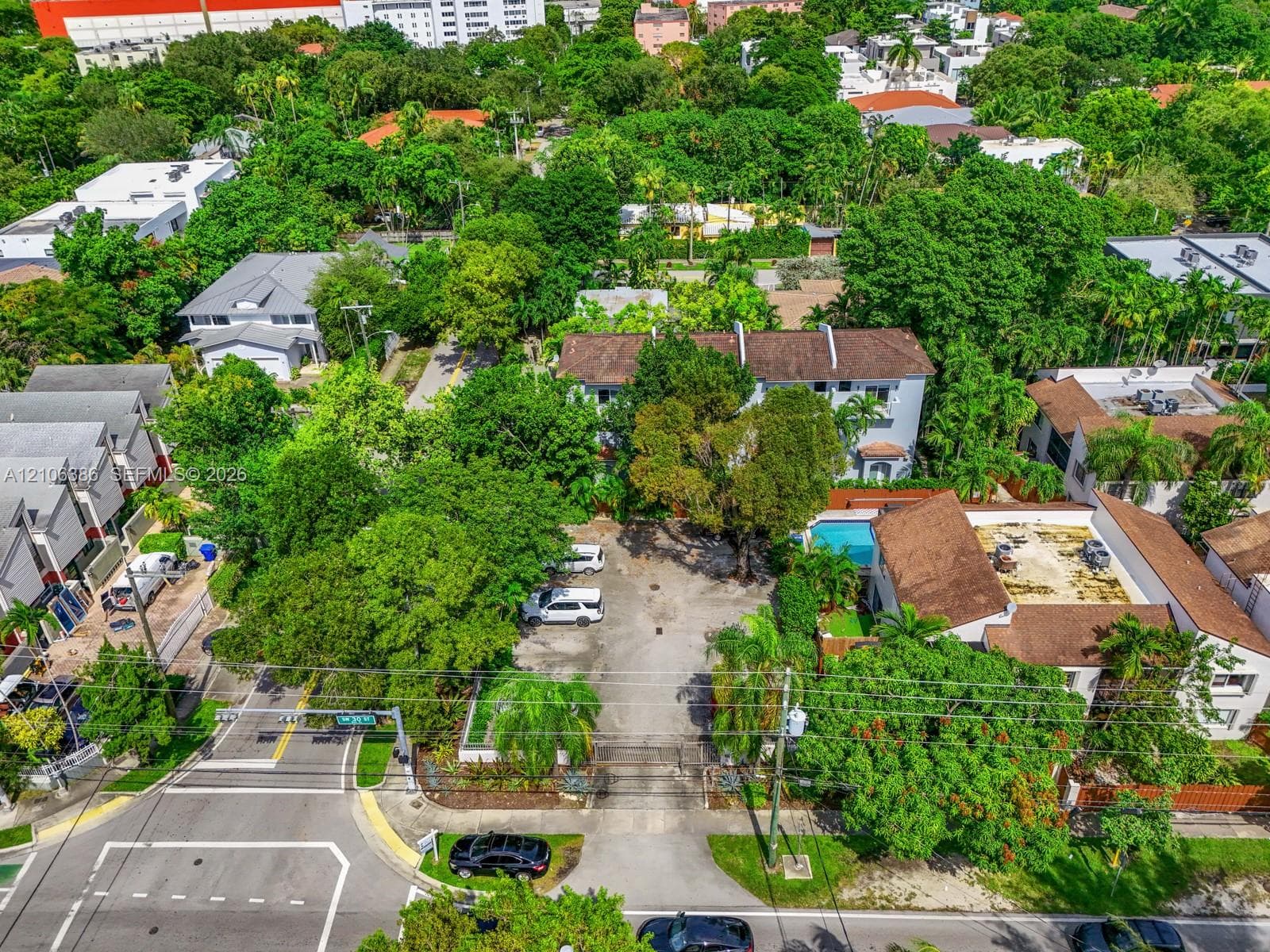 2987 Bird Ave photo 28