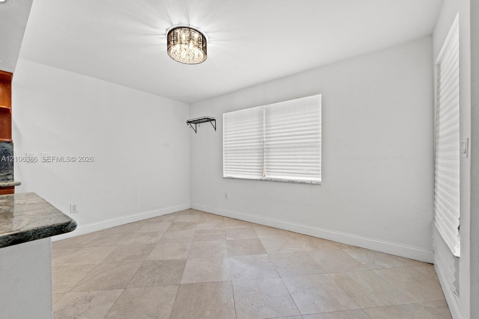 2987 Bird Ave photo 19