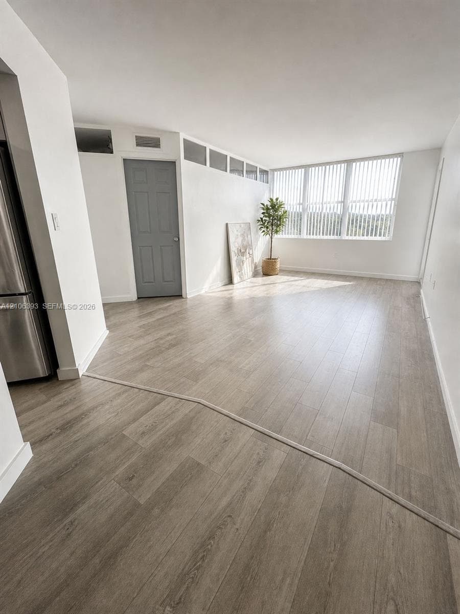 COMMODORE PLAZA · #2407 in Aventura - Photo 2