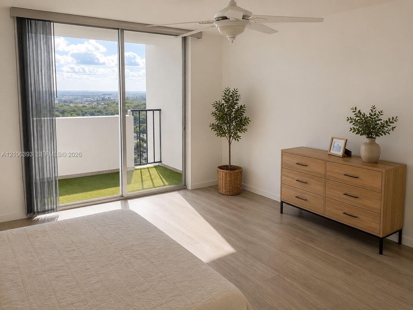 COMMODORE PLAZA · #2407 in Aventura - Photo 3