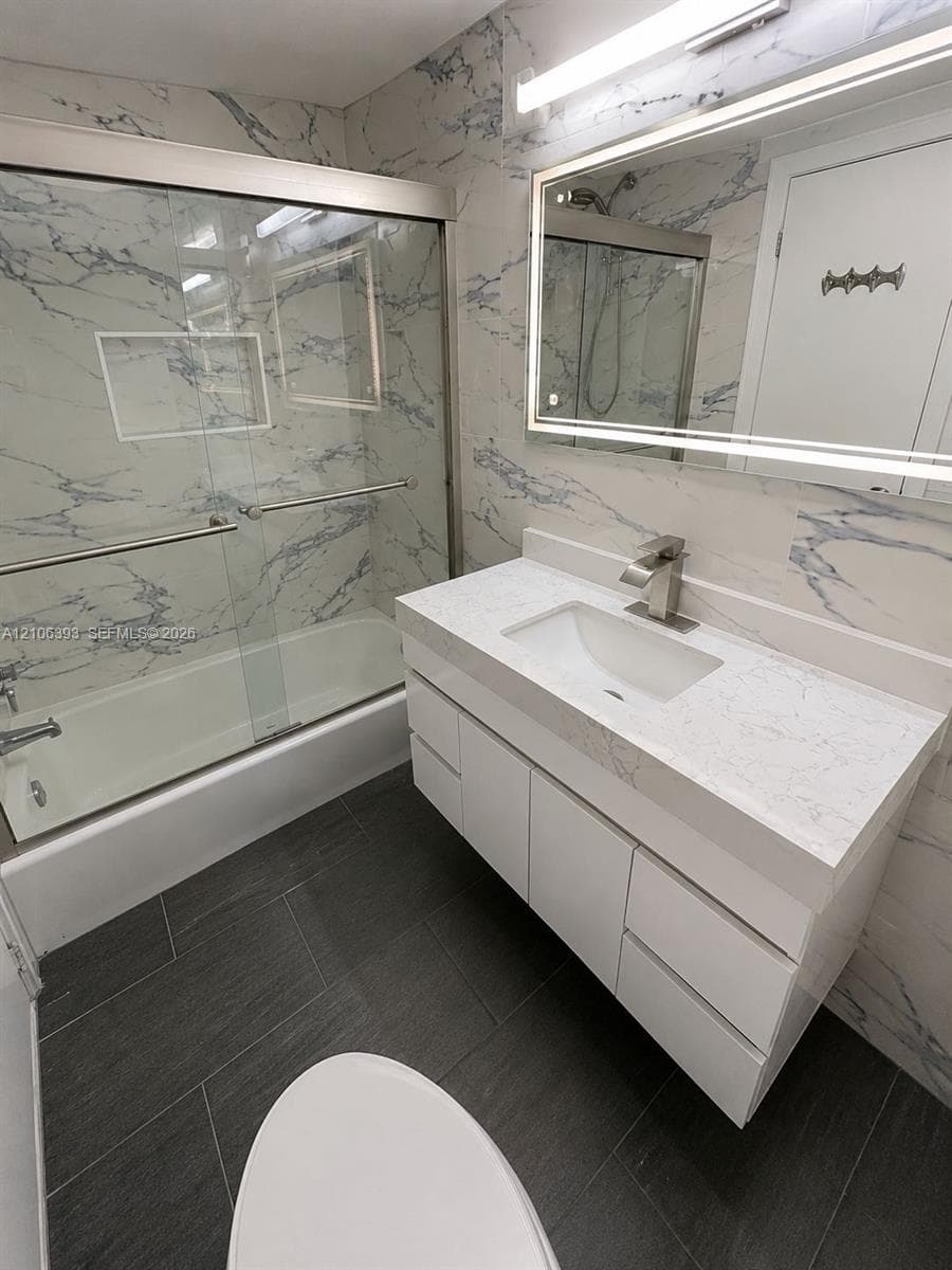 COMMODORE PLAZA · #2407 in Aventura - Photo 10