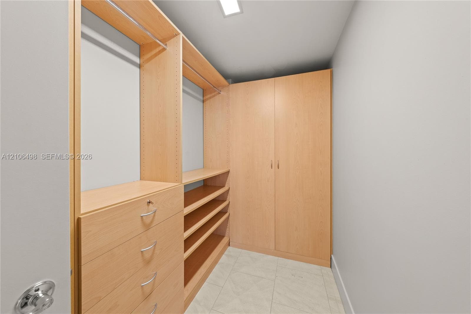 THE TOWER RESIDENCES · #1804 in Miami - Photo 35