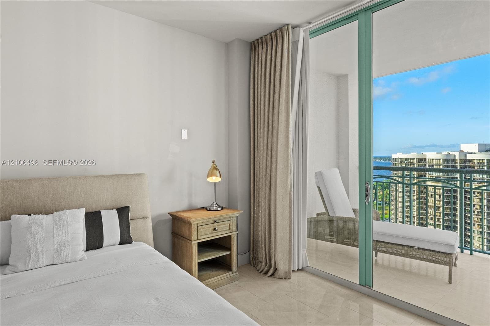 THE TOWER RESIDENCES · #1804 in Miami - Photo 31